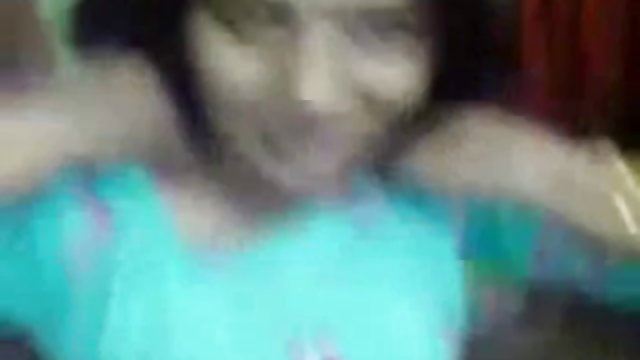 بهترین پورنو هیچ ثبت نام فاحشه رنگی سایت های porn در لاتکس در حال چرخش است و خودش را درخشید