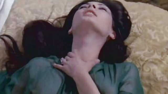 بهترین پورنو هیچ ثبت نام دکتر لزبین یک دختر را در بهترین سایت دانلود فیلم های سکسی معاینه پزشکی اغوا کرد