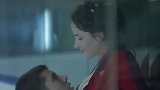 بهترین پورنو هیچ ثبت نام شخص ساده و معصوم فیلم های سک به طور کامل طلایی رنگ است